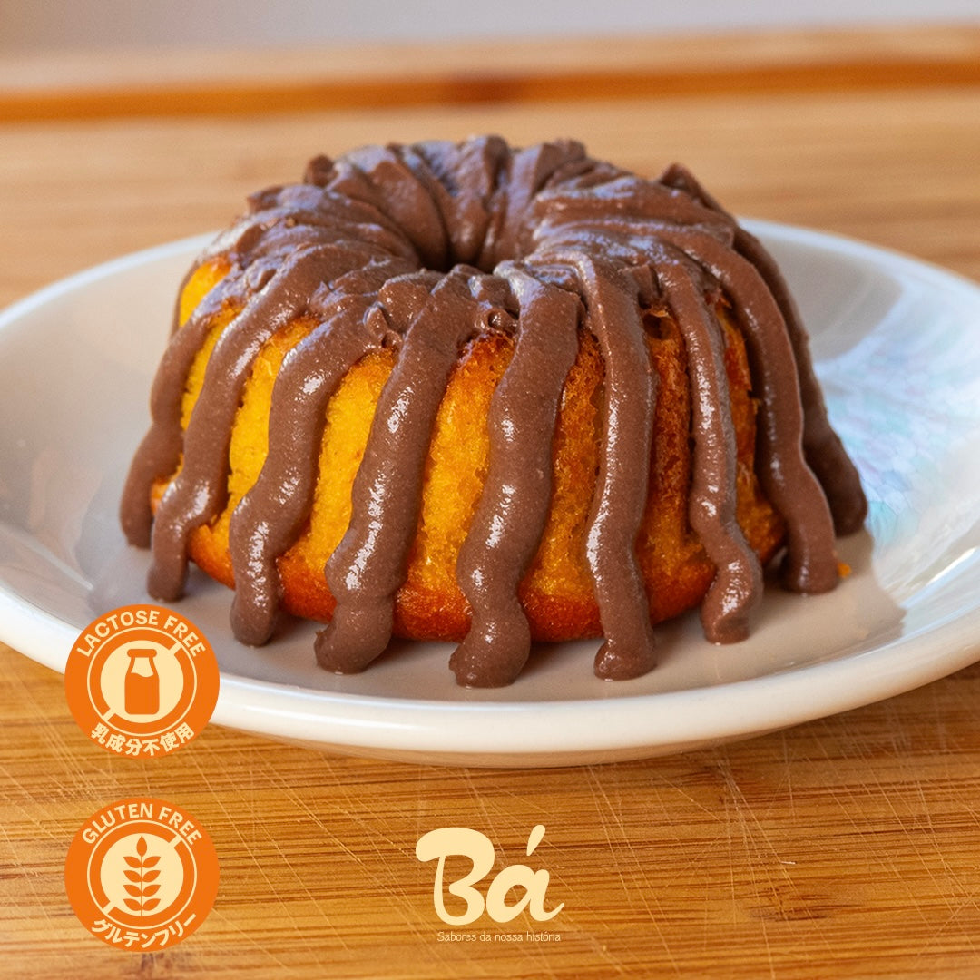 Bolo de cenoura sem glúten com calda de chocolate 70% - 1 unidade