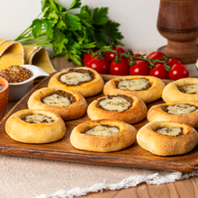 Esfiha aberta de carne com queijo 40g